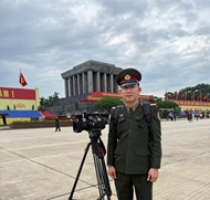 Lao reporter